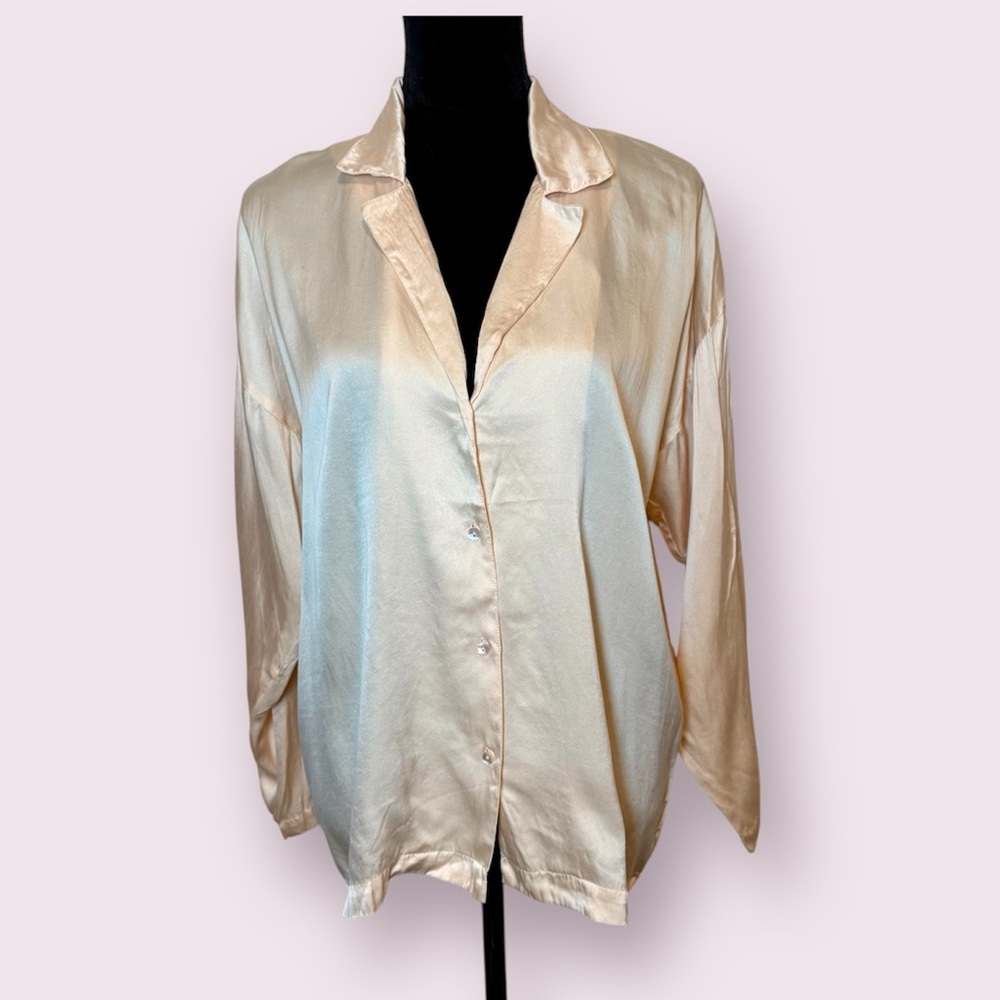 Vintage 1980’s Victoria’s Secret Silk Button Up Top Blush Pink Size Small
